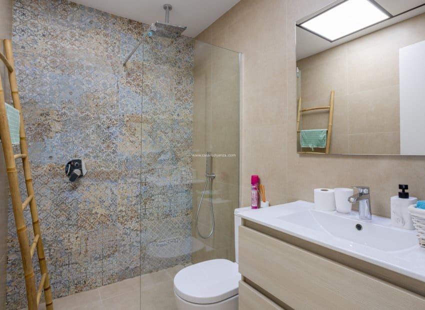 3 bedroom Villa for sale in Benijofar - € 439,900 (Ref: 9653326)