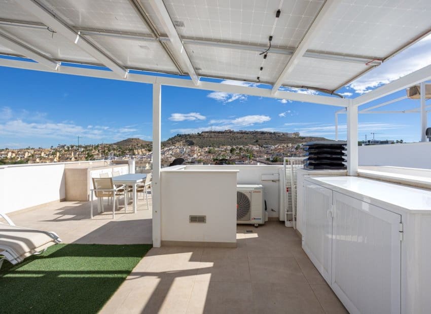 3 bedroom Villa for sale in Benijofar - € 439,900 (Ref: 9653326)