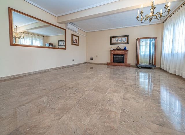 4 quarto Moradia para venda em El Chaparral, Torrevieja com piscina - 390 000 € (Ref: 9653329)