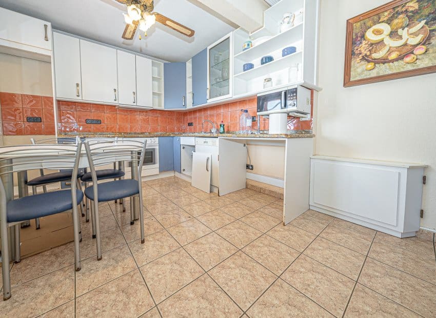 4 quarto Moradia para venda em El Chaparral com piscina - 390 000 € (Ref: 9653329)