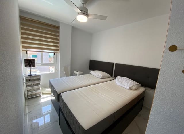 2 soverom Leilighet til salgs i Punta Prima, Orihuela med svømmebasseng - € 217 500 (Ref: 9653335)