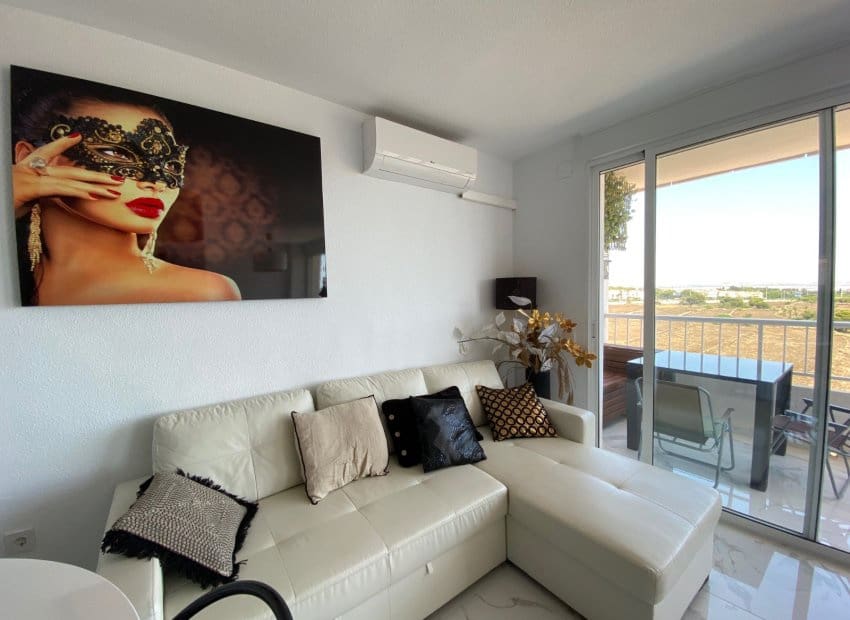 2 soverom Leilighet til salgs i Orihuela Costa med svømmebasseng - € 217 500 (Ref: 9653335)