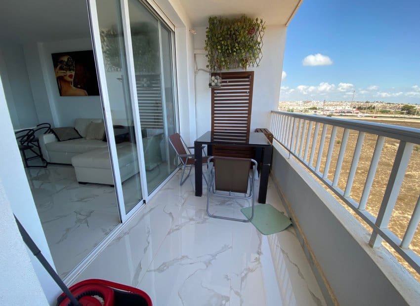 2 soverom Leilighet til salgs i Orihuela Costa med svømmebasseng - € 217 500 (Ref: 9653335)