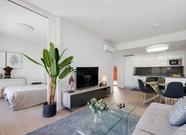 2 slaapkamer Appartement te koop in Las Filipinas met zwembad - € 259.000 (Ref: 9657035)