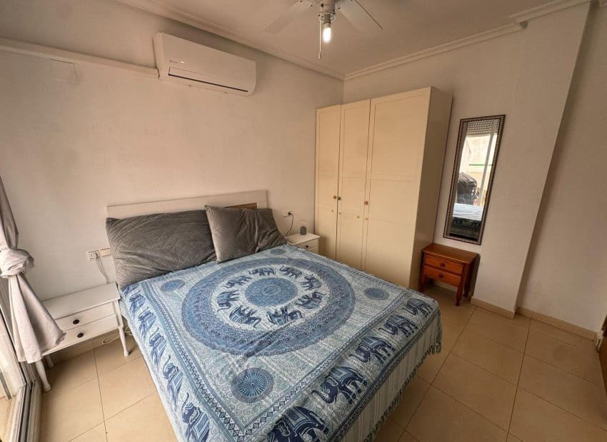 2 quarto Apartamento para venda em Torrevieja - 174 900 € (Ref: 9657036)