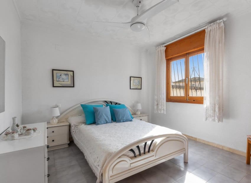 Chalet de 3 habitaciones en La Siesta en venta - 224.000 € (Ref: 9657037)