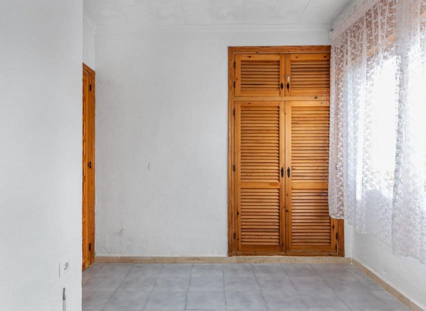 Chalet de 3 habitaciones en La Siesta en venta - 224.000 € (Ref: 9657037)