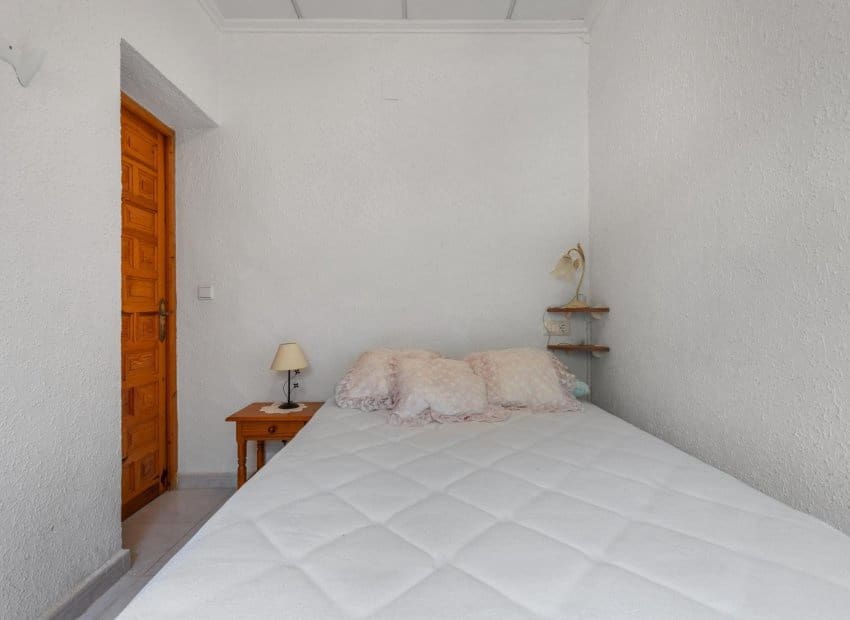 Chalet de 3 habitaciones en La Siesta en venta - 224.000 € (Ref: 9657037)