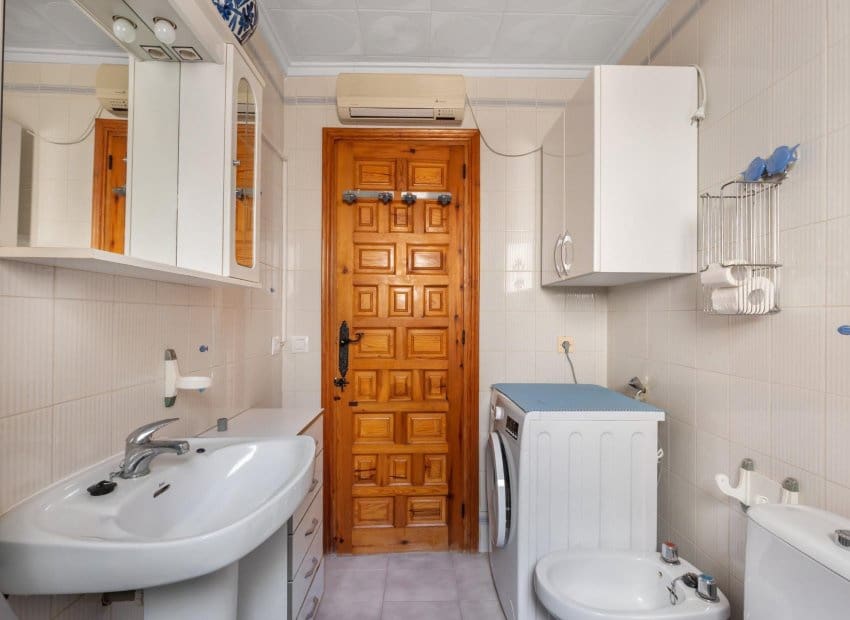 Chalet de 3 habitaciones en La Siesta en venta - 224.000 € (Ref: 9657037)