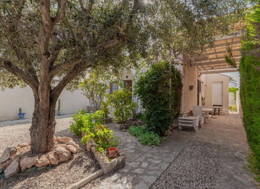 Chalet de 3 habitaciones en La Siesta en venta - 224.000 € (Ref: 9657037)