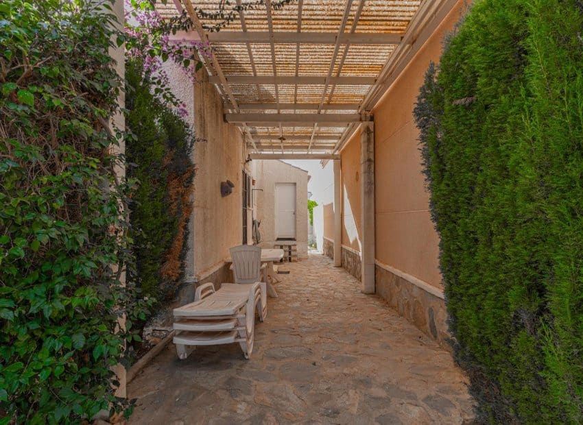 Chalet de 3 habitaciones en La Siesta en venta - 224.000 € (Ref: 9657037)