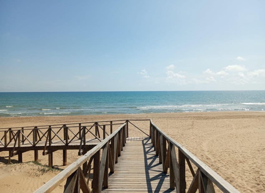 2 bedroom Apartment for sale in Guardamar del Segura with pool - € 180,000 (Ref: 9657038)