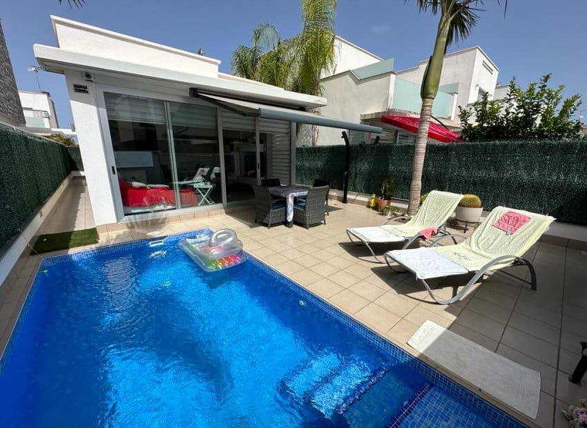 2 makuuhuone Huvila myytävänä paikassa Lo Pagan mukana uima-altaan - 305 000 € (Ref: 9657039)