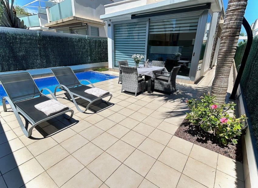 2 makuuhuone Huvila myytävänä paikassa Lo Pagan mukana uima-altaan - 305 000 € (Ref: 9657039)