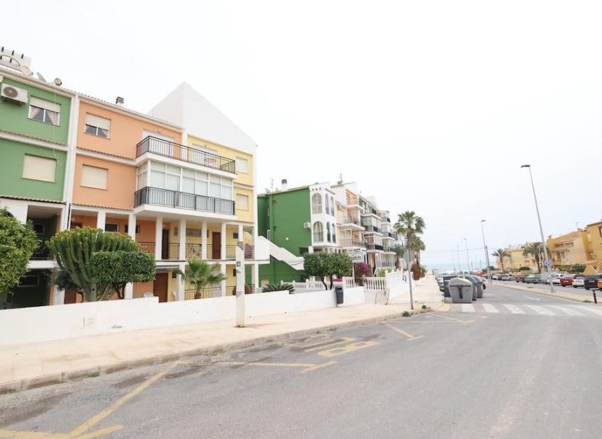 1 bedroom Apartment for sale in La Veleta - € 129,000 (Ref: 9657041)