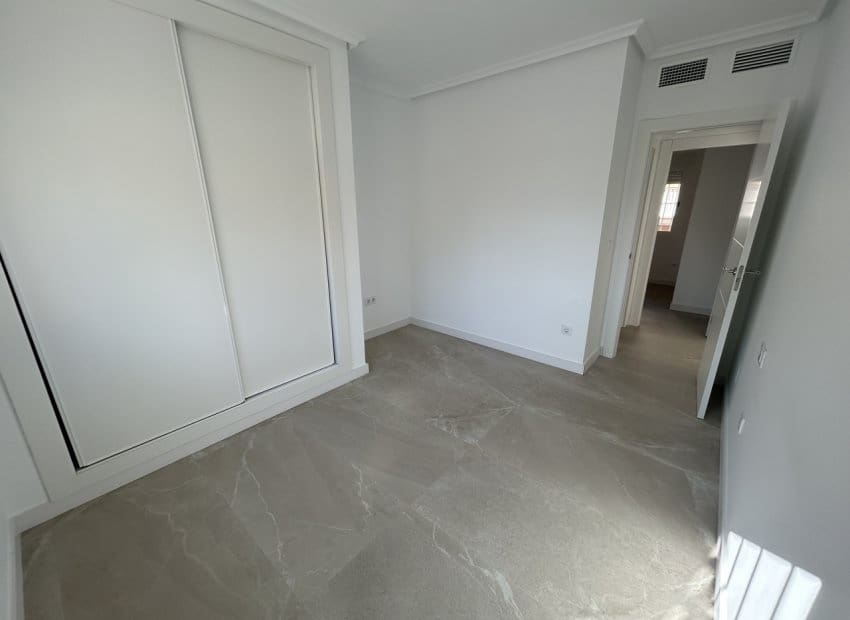 Apartamento de 2 habitaciones en El Mojon en venta con piscina - 225.000 € (Ref: 9657045)