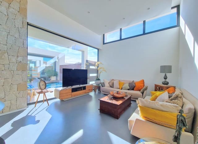 3 camera da letto Villa in vendita in Las Lomas de Rame - Bahía Bella, Los Alcázares con piscina - 775.000 € (Rif: 9657046)