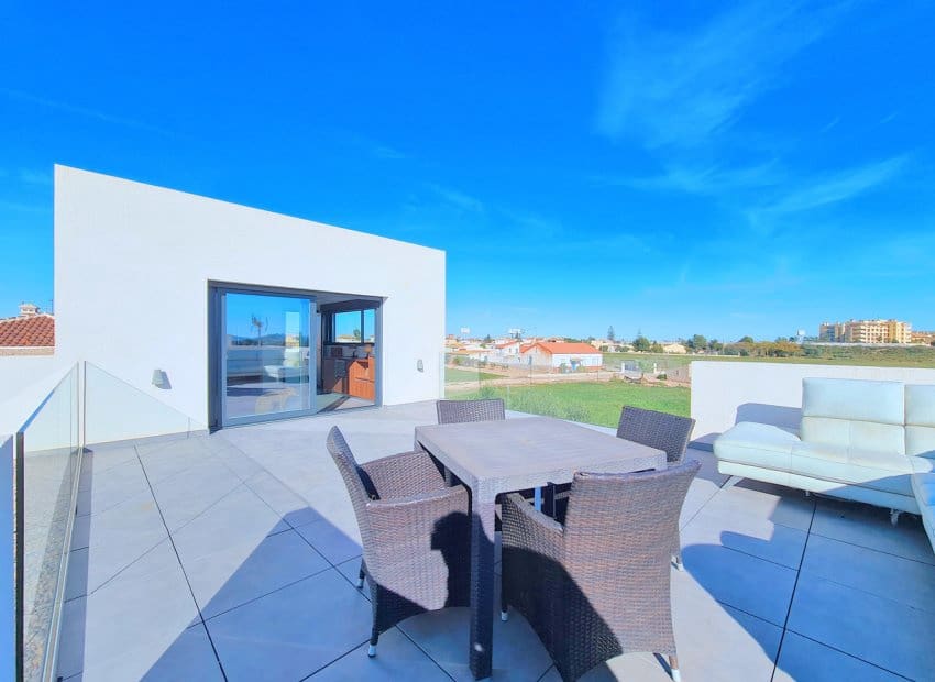 3 camera da letto Villa in vendita in Los Alcazares con piscina - 775.000 € (Rif: 9657046)