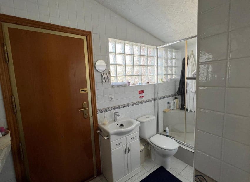 3 soveværelse Villa til salg i Cabo Roig med swimmingpool - € 790.000 (Ref: 9657047)