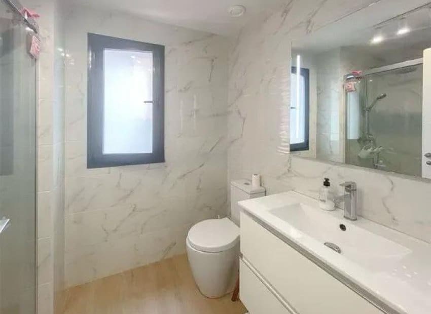 2 slaapkamer Appartement te koop in Filipinas met zwembad - € 275.000 (Ref: 9659670)