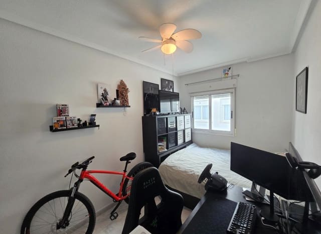 3 Zimmer Apartment zu verkaufen in Los Montesinos mit Pool - 145.000 € (Ref: 9659816)