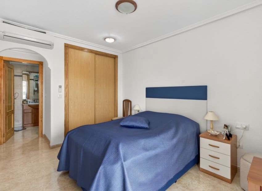 3 soverom Leilighet til salgs i Playa Flamenca med svømmebasseng - € 379 000 (Ref: 9662190)