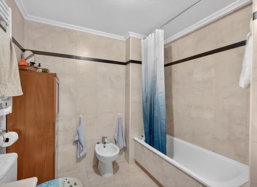 3 soverom Leilighet til salgs i Playa Flamenca med svømmebasseng - € 379 000 (Ref: 9662190)