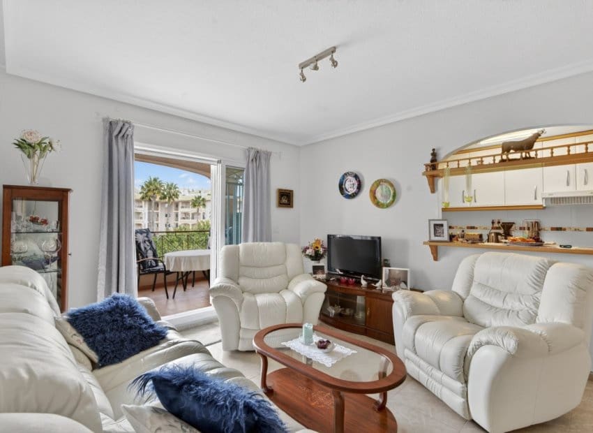 3 soverom Leilighet til salgs i Playa Flamenca med svømmebasseng - € 379 000 (Ref: 9662190)