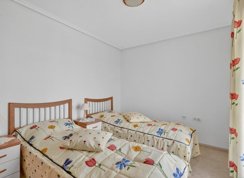 3 soverom Leilighet til salgs i Playa Flamenca med svømmebasseng - € 379 000 (Ref: 9662190)