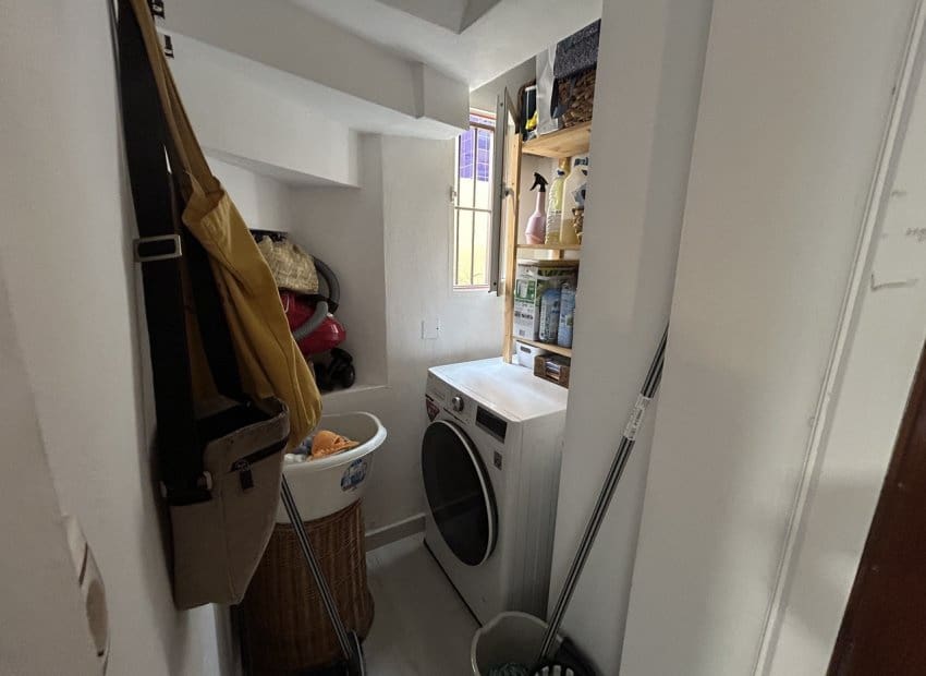 Casa de 2 habitaciones en Torrevieja en venta con piscina - 189.900 € (Ref: 9662191)