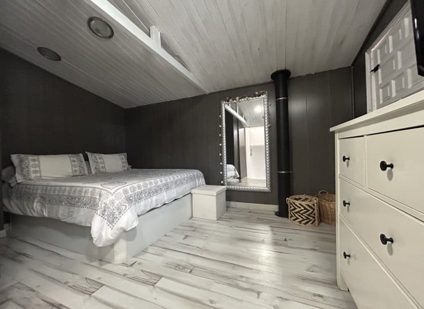 Casa de 2 habitaciones en Torrevieja en venta con piscina - 189.900 € (Ref: 9662191)