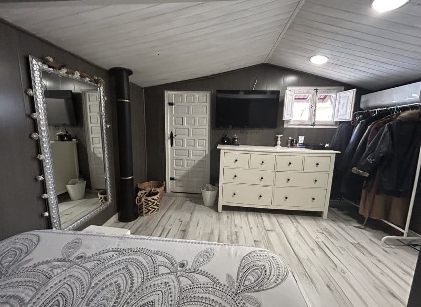 Casa de 2 habitaciones en Torrevieja en venta con piscina - 189.900 € (Ref: 9662191)