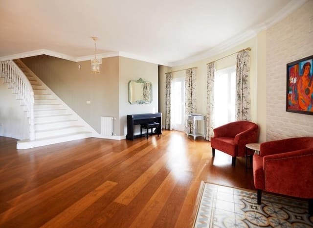 5 Zimmer Villa zu verkaufen in Ciudad Quesada, Rojales mit Pool - 790.000 € (Ref: 9662192)