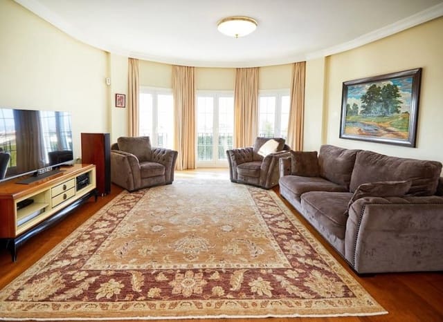 5 Zimmer Villa zu verkaufen in Ciudad Quesada, Rojales mit Pool - 790.000 € (Ref: 9662192)