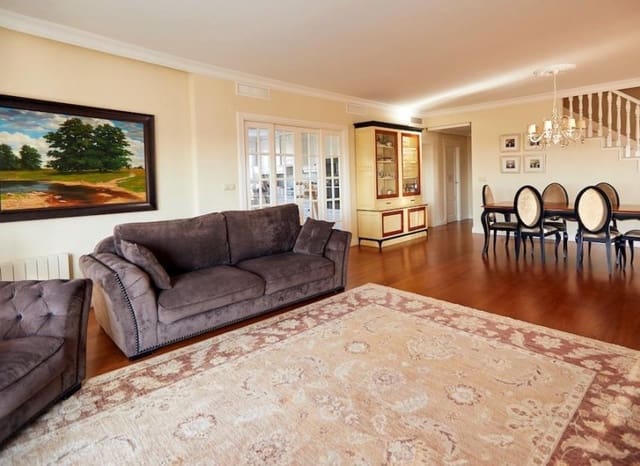 5 Zimmer Villa zu verkaufen in Ciudad Quesada, Rojales mit Pool - 790.000 € (Ref: 9662192)