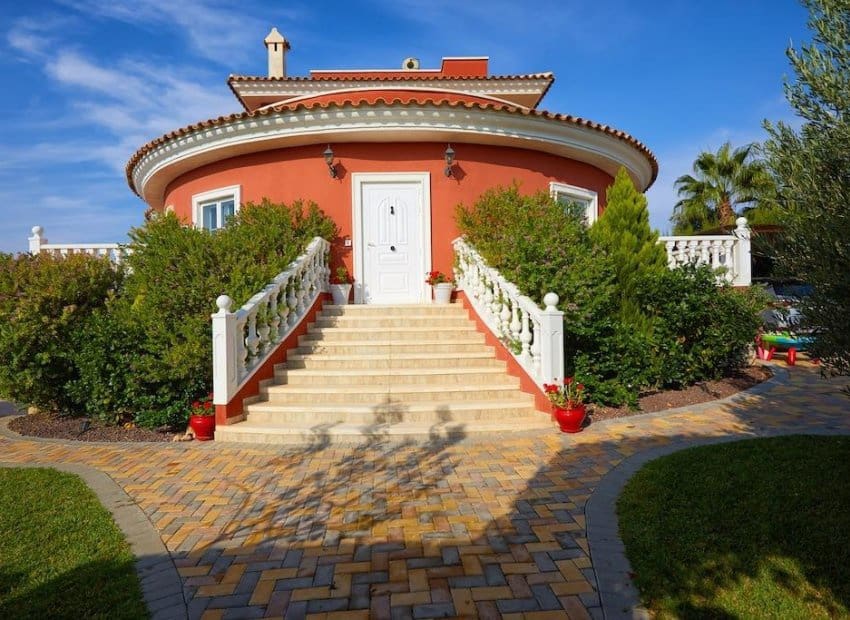 5 quarto Moradia para venda em Ciudad Quesada com piscina - 790 000 € (Ref: 9662192)