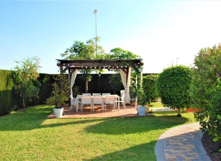 5 quarto Moradia para venda em Ciudad Quesada com piscina - 790 000 € (Ref: 9662192)