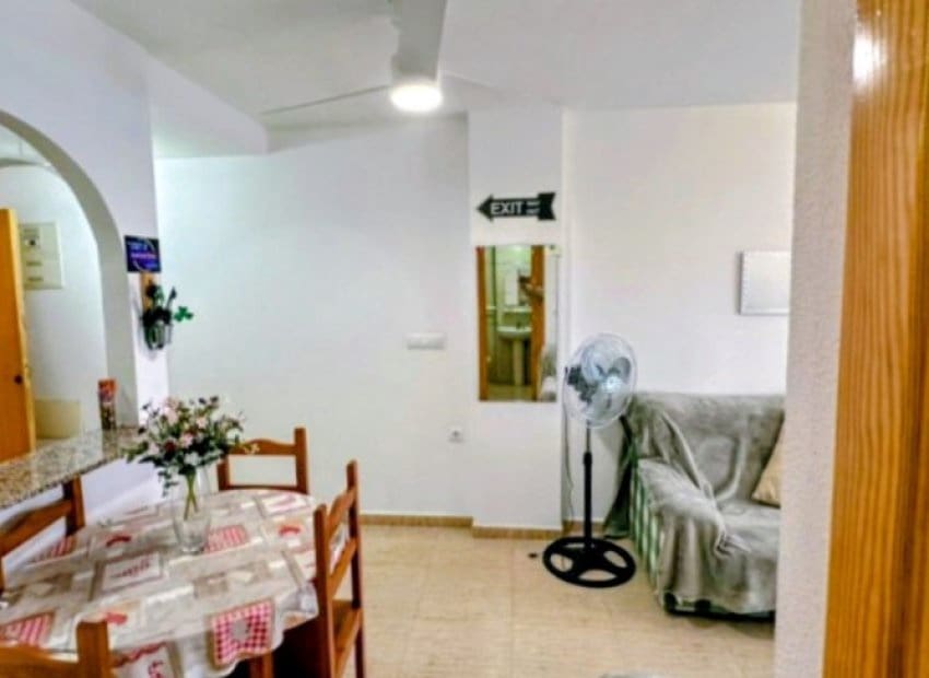 2 camera da letto Appartamento in vendita in Torrevieja con piscina - 115.000 € (Rif: 9662193)