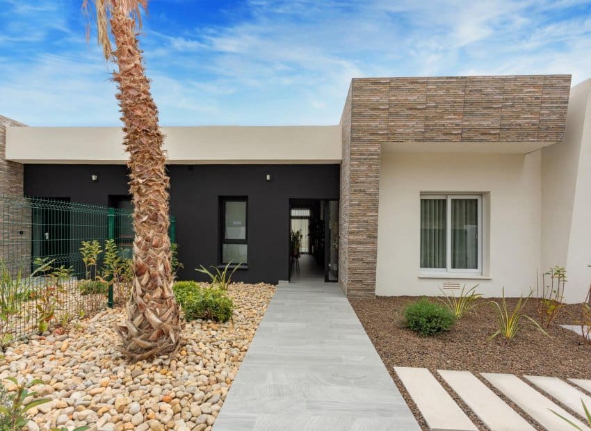 3 slaapkamer Villa te koop in Algorfa met zwembad - € 519.000 (Ref: 9664354)