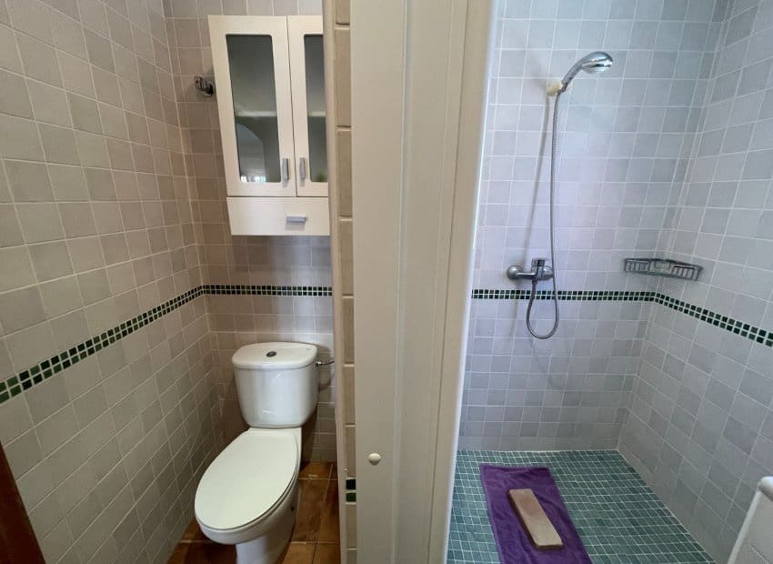 4 makuuhuone Omakotitalo myytävänä paikassa El Mojon - 460 000 € (Ref: 9665426)