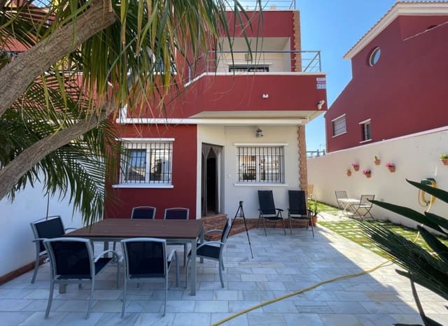 4 makuuhuone Omakotitalo myytävänä paikassa El Mojon, Pilar de la Horadada - 460 000 € (Ref: 9665426)