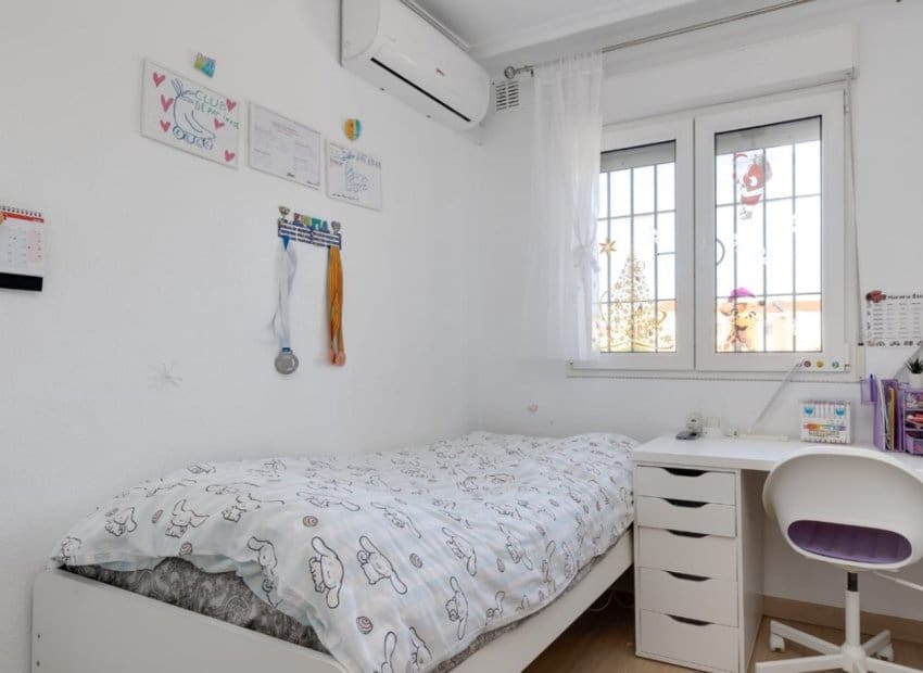 3 sypialnia Dom na sprzedaż w Aguas Nuevas z basenem - 249 900 € (Ref: 9665427)