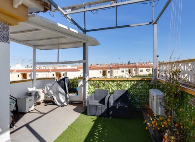 Casa de 3 habitaciones en Aguas Nuevas, Torrevieja en venta con piscina - 249.900 € (Ref: 9665427)