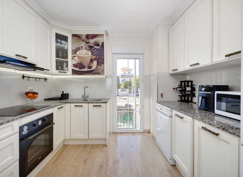 3 bedroom Townhouse for sale in Aguas Nuevas with pool - € 249,900 (Ref: 9667107)