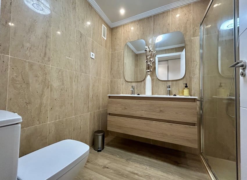 3 bedroom Apartment for sale in Los Alcazares with pool - € 276,000 (Ref: 9667108)