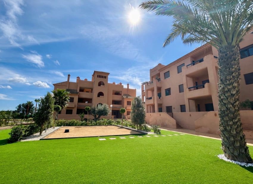 3 bedroom Apartment for sale in Los Alcazares with pool - € 276,000 (Ref: 9667108)