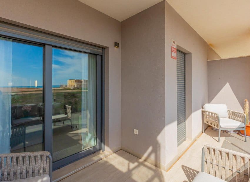 3 bedroom Apartment for sale in Torrevieja with pool - € 299,900 (Ref: 9671125)
