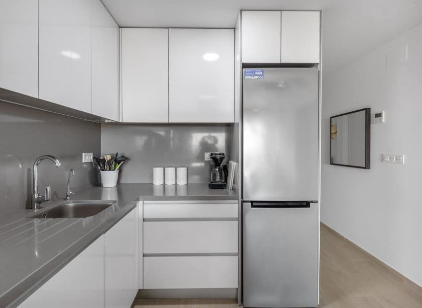 3 bedroom Apartment for sale in Torrevieja with pool - € 299,900 (Ref: 9671125)