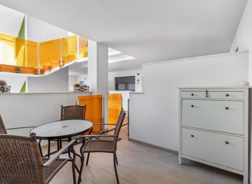 3 bedroom Apartment for sale in Torrevieja with pool - € 299,900 (Ref: 9671125)