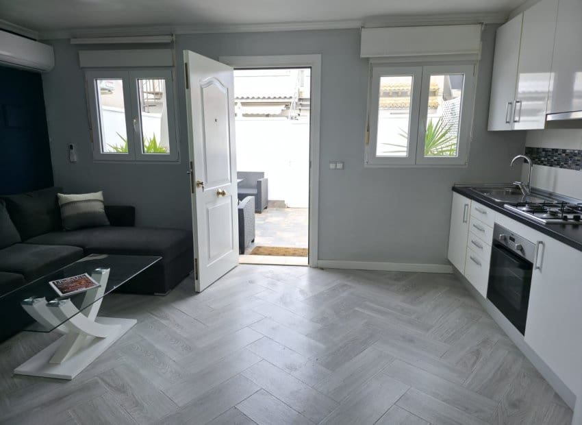 1 bedroom Townhouse for sale in La Torreta with pool - € 119,000 (Ref: 9671127)